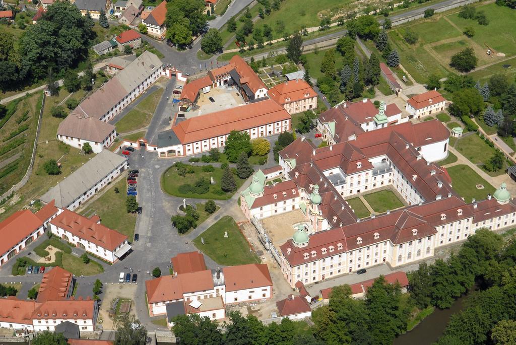Gaestehaeuser St. Marienthal Exterior photo
